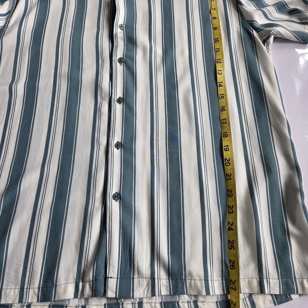 RVCA Men's Striped Green and White Lightweight Shirt. - Picture 6 of 7